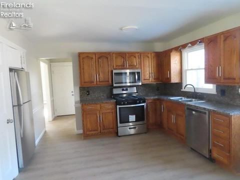 401 E Bogart Rd, Huron, OH 44839 photo 7