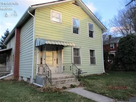 74 Sandusky St, Plymouth, OH 44865