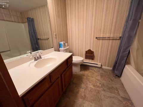 756 Chestnut Ln, Huron, OH 44839 photo 11