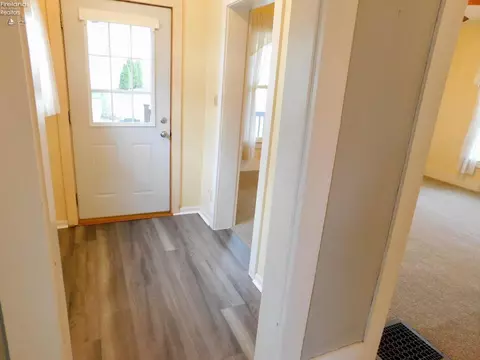 27 E Chestnut Rd, Norwalk, OH 44857 photo 8