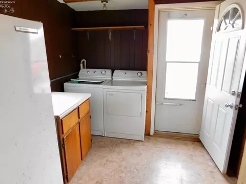 27 E Chestnut Rd, Norwalk, OH 44857 photo 5