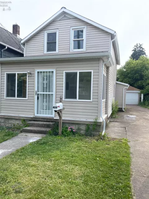 409 Lawrence St, Sandusky, OH 44870