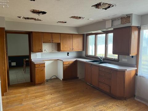 536 Butte St, Willard, OH 44890 photo 3