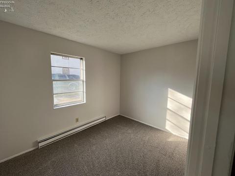 314 Keefer St, Willard, OH 44890 photo 9