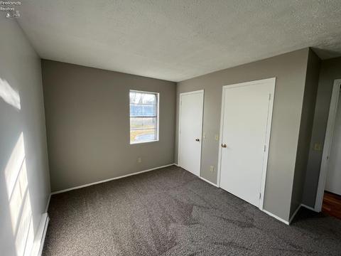 314 Keefer St, Willard, OH 44890 photo 7