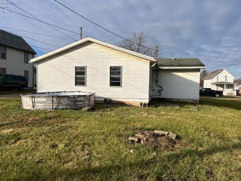 314 Keefer St, Willard, OH 44890 photo 3