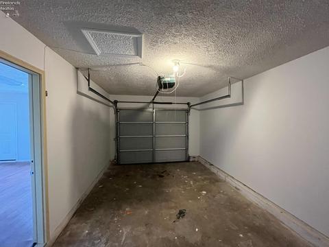 314 Keefer St, Willard, OH 44890 photo 10