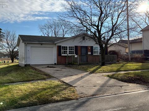 314 Keefer St, Willard, OH 44890 photo 2