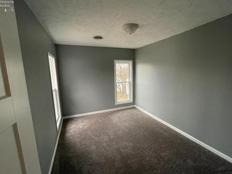 209 Park St, Willard, OH 44890 photo 26