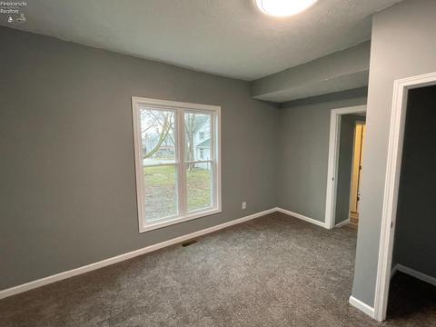 209 Park St, Willard, OH 44890 photo 19