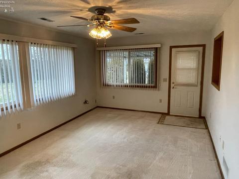 103 Leonard St, Willard, OH 44890 photo 17