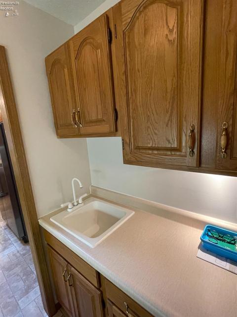 103 Leonard St, Willard, OH 44890 photo 10