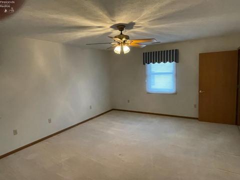 103 Leonard St, Willard, OH 44890 photo 12