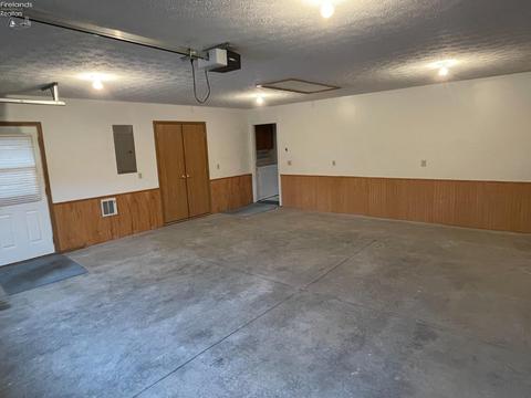 103 Leonard St, Willard, OH 44890 photo 16