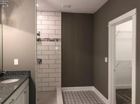 404 Lighthouse Oval, Marblehead, OH 43440 photo 30