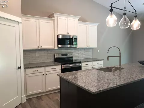 404 Lighthouse Oval, Marblehead, OH 43440 photo 27