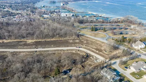 404 Lighthouse Oval, Marblehead, OH 43440 photo 55