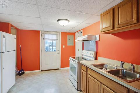 528 E Monroe St, Sandusky, OH 44870 photo 10