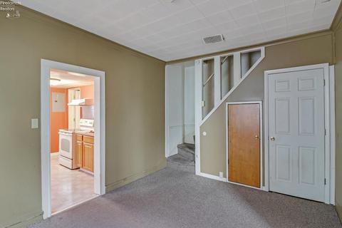 528 E Monroe St, Sandusky, OH 44870 photo 7
