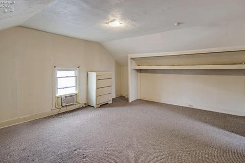 528 E Monroe St, Sandusky, OH 44870 photo 22