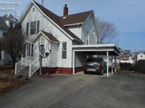316 W Emerald St, Willard, OH 44890 photo 1
