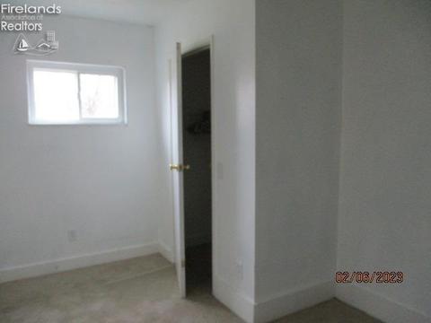 307 Elizabeth St, Willard, OH 44890 photo 5