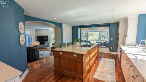 2716 Hull Rd, Huron, OH 44839 photo 13