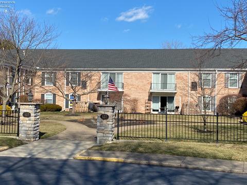 127 Stonyridge Dr #207, Sandusky, OH 44870