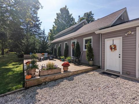 4674 Wenz Rd, Wakeman, OH 44889 photo 4
