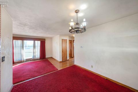 273 Brinker St, Bellevue, OH 44811 photo 6