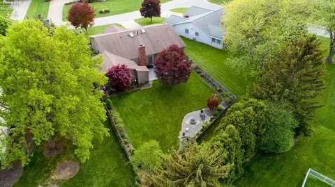 2405 Deerpath Dr, Sandusky, OH 44870 photo 6