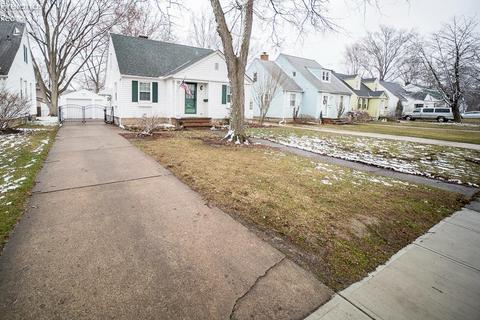 438 Cambridge Ave, Elyria, OH 44035 photo 1