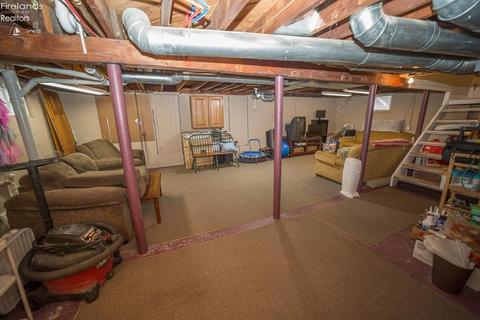 438 Cambridge Ave, Elyria, OH 44035 photo 47