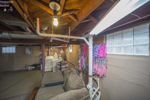 438 Cambridge Ave, Elyria, OH 44035 photo 45