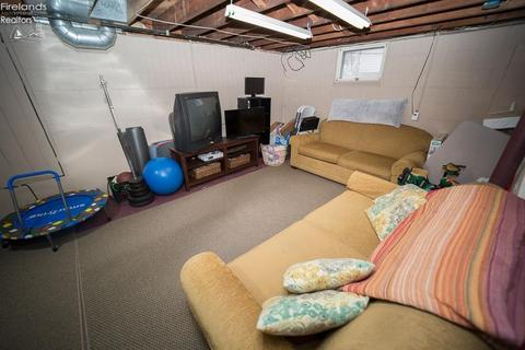 438 Cambridge Ave, Elyria, OH 44035 photo 41