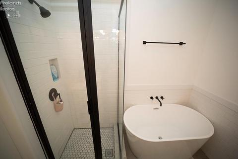 438 Cambridge Ave, Elyria, OH 44035 photo 20