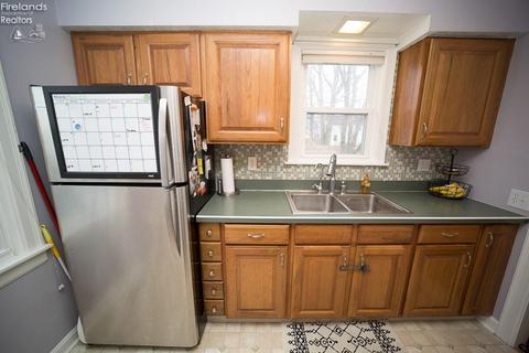 438 Cambridge Ave, Elyria, OH 44035 photo 36