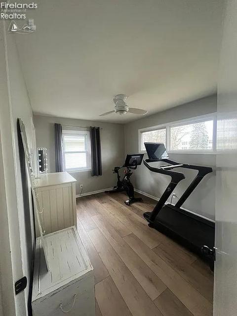 328 Ohio St, Huron, OH 44839 photo 6