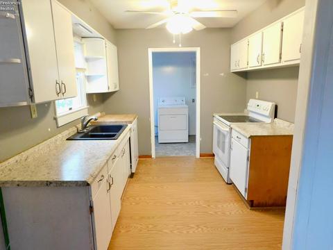 99 State St, Norwalk, OH 44857 photo 5
