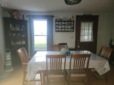 19 Abbott St, Wakeman, OH 44889 photo 9