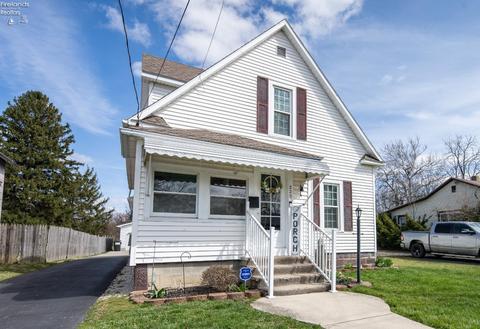 220 S Church St, Clyde, OH 43410