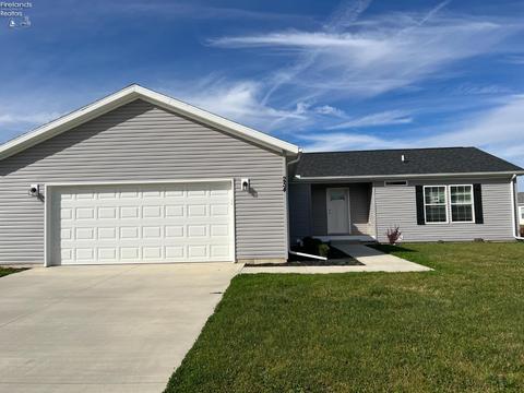 254 Caleb Dr, Fremont, OH 43420