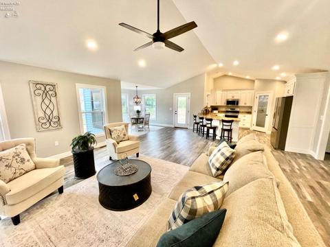 5933 Timberstone Dr, Lima, OH 45807 photo 8