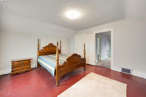 414 E Monroe, Sandusky, OH 44870 photo 16
