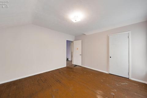 414 E Monroe, Sandusky, OH 44870 photo 19