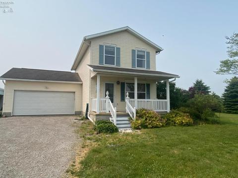 5557 County Road 237, Clyde, OH 43410