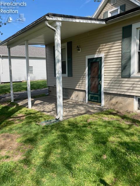 414 Spring St, Clyde, OH 43410 photo 4