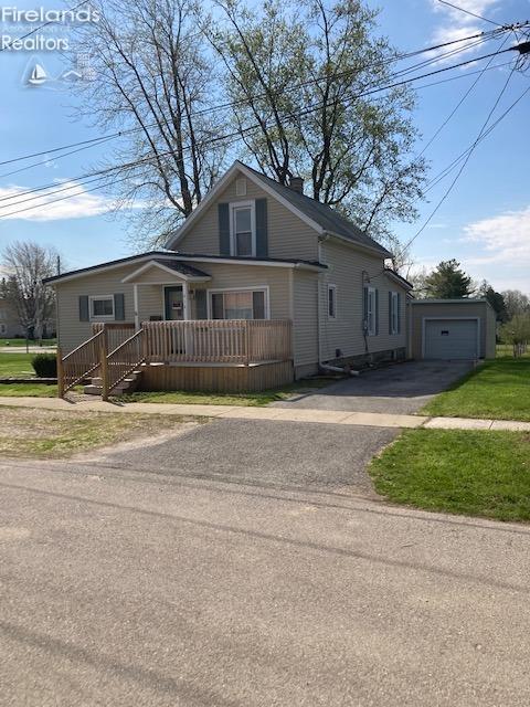 414 Spring St, Clyde, OH 43410