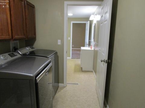 164 E Forest St, Clyde, OH 43410 photo 36