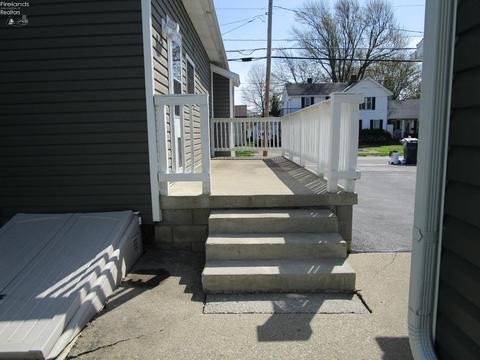 164 E Forest St, Clyde, OH 43410 photo 10
